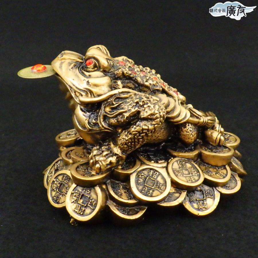 開運 三脚蛙 三本足 カエル 置物 金色 風水 玄関 縁起 かわいい 三脚
