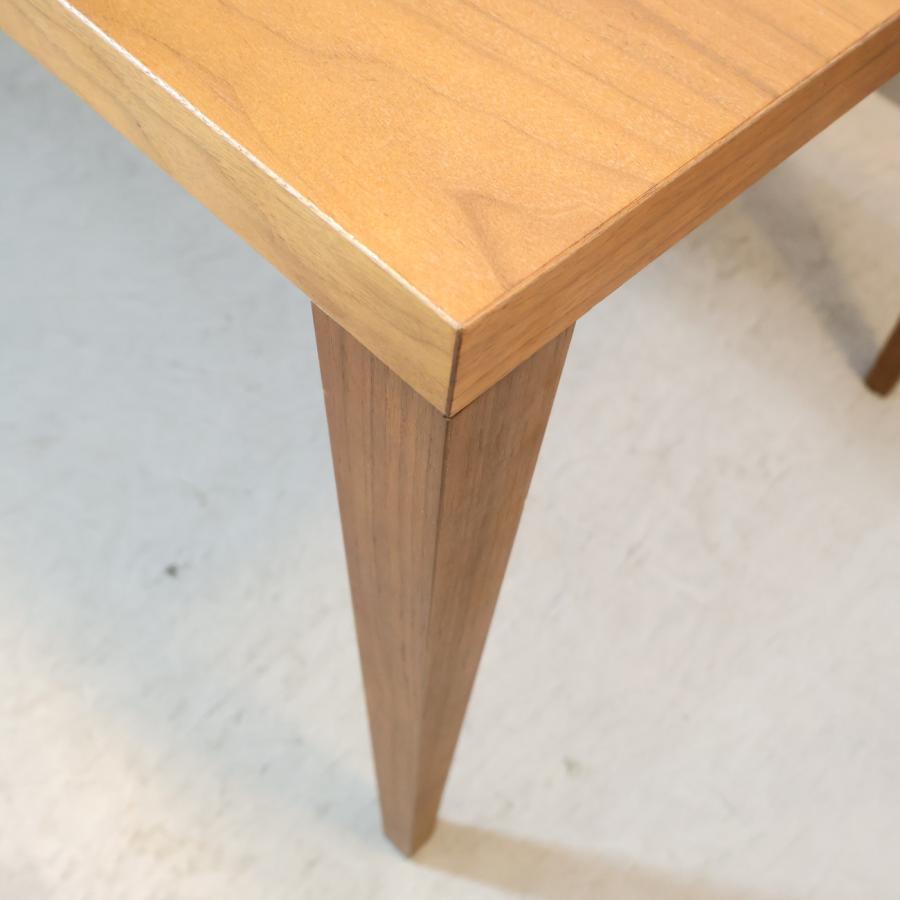 ACTUS（アクタス） FB ウォールナット材 ダイニングテーブル 4人用