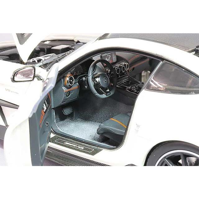 ミニチャンプス 1/18 メルセデス-AMG GT ブラックシリーズ 2021