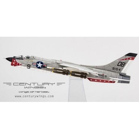 飛行機/完成品 センチュリーウイングス 1/72 F-8E クルーセイダー