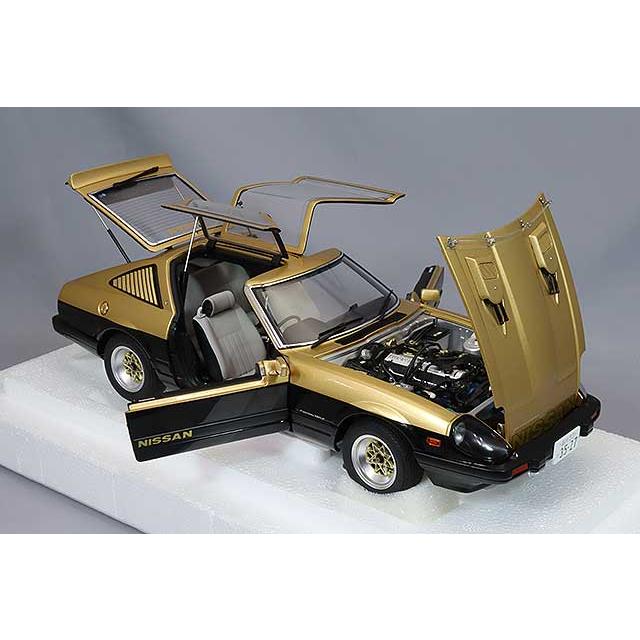 オートアート コンポジット 1/18 日産 フェアレディ 280Z 西部警察