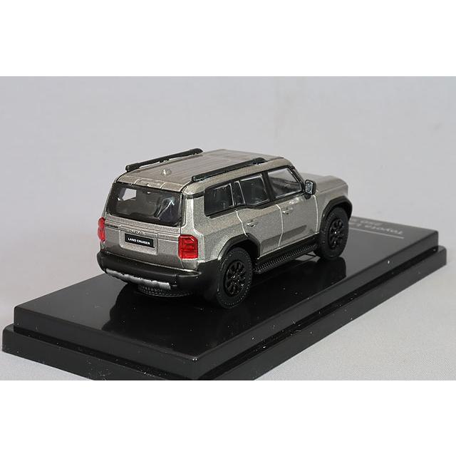 PARA64 1/64 トヨタ ランドクルーザー 250 2024年 メテオシルバー 右