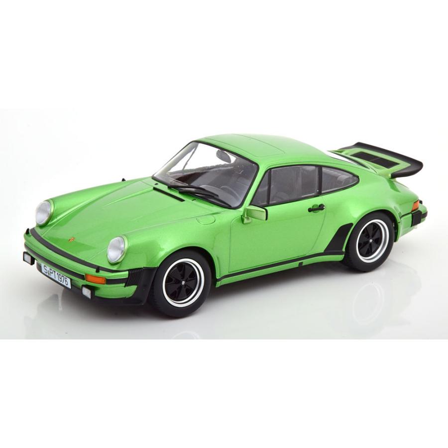 ミニカー 1/18 ポルシェ 911 （930）ターボ 3.0 1978 グリーンメタ色