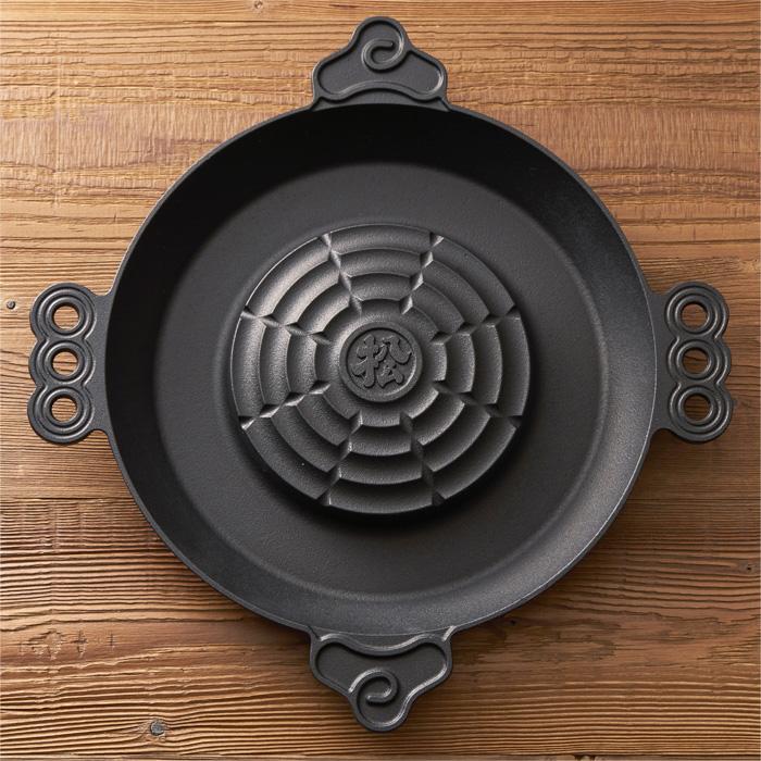 松尾ジンギスカン 【ガス調理器用】特製ジンギスカン鍋（南部鉄製