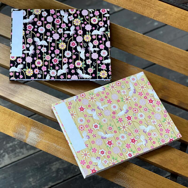 HollyHock 見開き御朱印帳（納経帳）鶴と花模様 黒 梔子色 蛇腹 朱印帳
