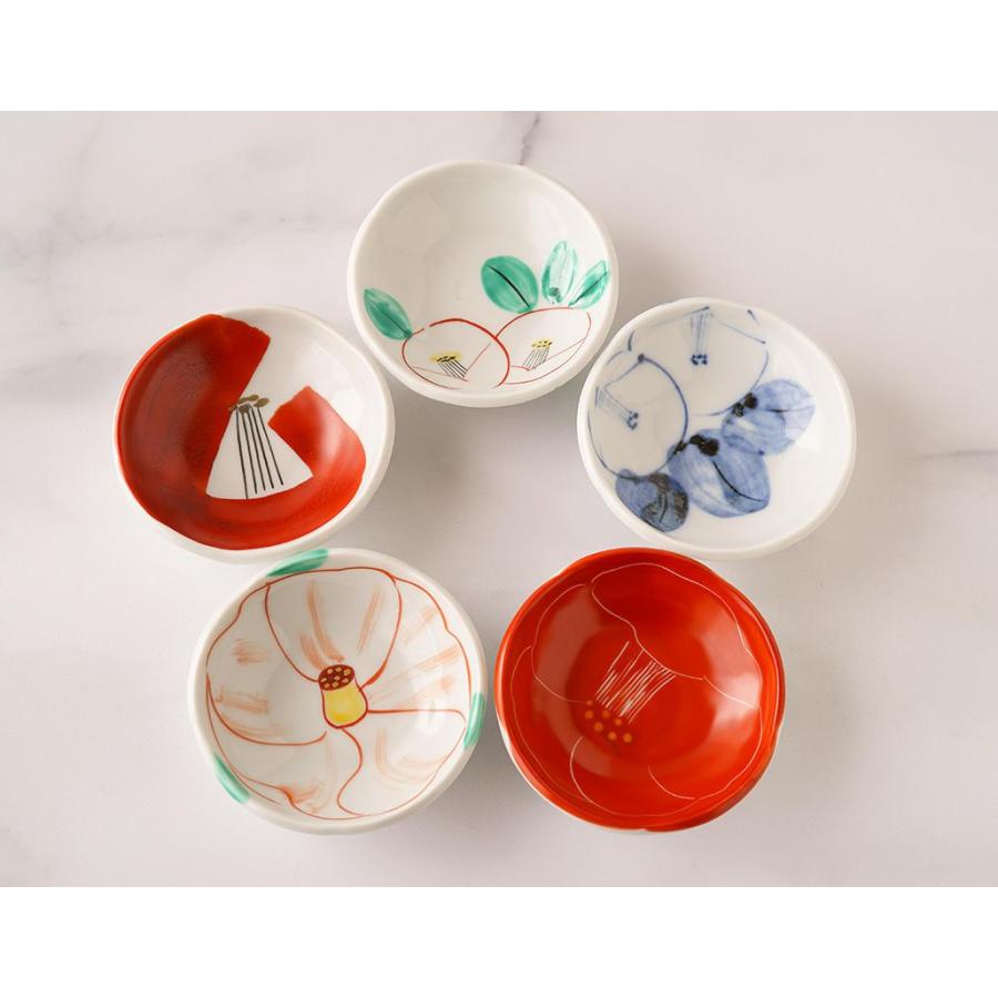 蔵珍窯（ぞうほうがま） 色絵椿 深豆皿 10cm (お取り寄せ品)// 美濃焼