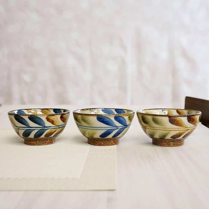 やちむん マカイ 3.5寸 茶碗 陶芸こまがた デイゴ柄 茶わん 皿 焼き物