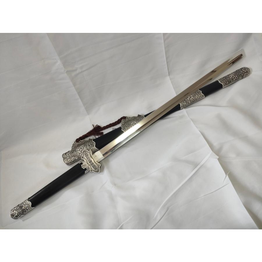 銀牡丹装唐大刀 アルミ合金刀身 模造刀 中国剣 古代日本刀 : 張安堂