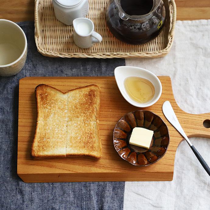 ハンドル付き カッティングボード 木製 オードブル トレー 取っ手 天然