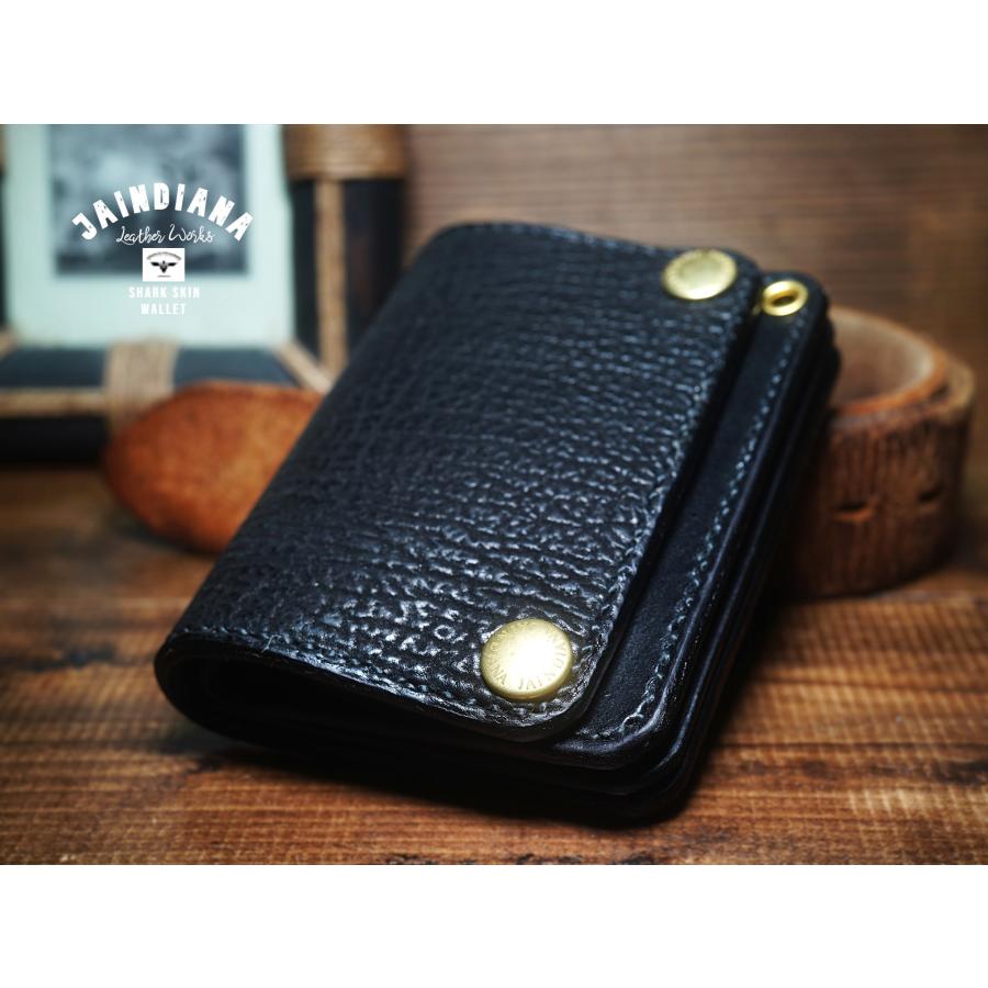 トラッカーウォレット ショートタイプ シャークスキン・サドルレザー