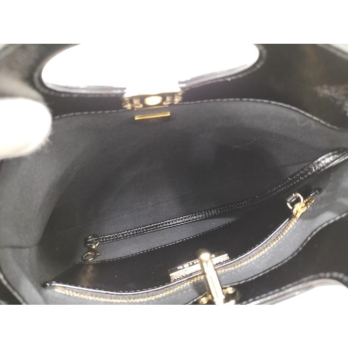 CHANEL（シャネル） チェーンショルダーバッグ CHANEL31 ミニ