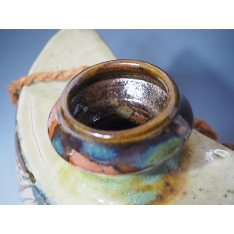 金城次郎 魚紋抱瓶【大作】 壺屋焼 ≪人間国宝≫ 共箱 縄紐 沖縄 未