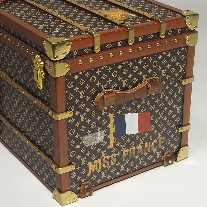 音羽屋□ ルイ・ヴィトン LOUIS VUITTON トランク型 ペーパーウェイト
