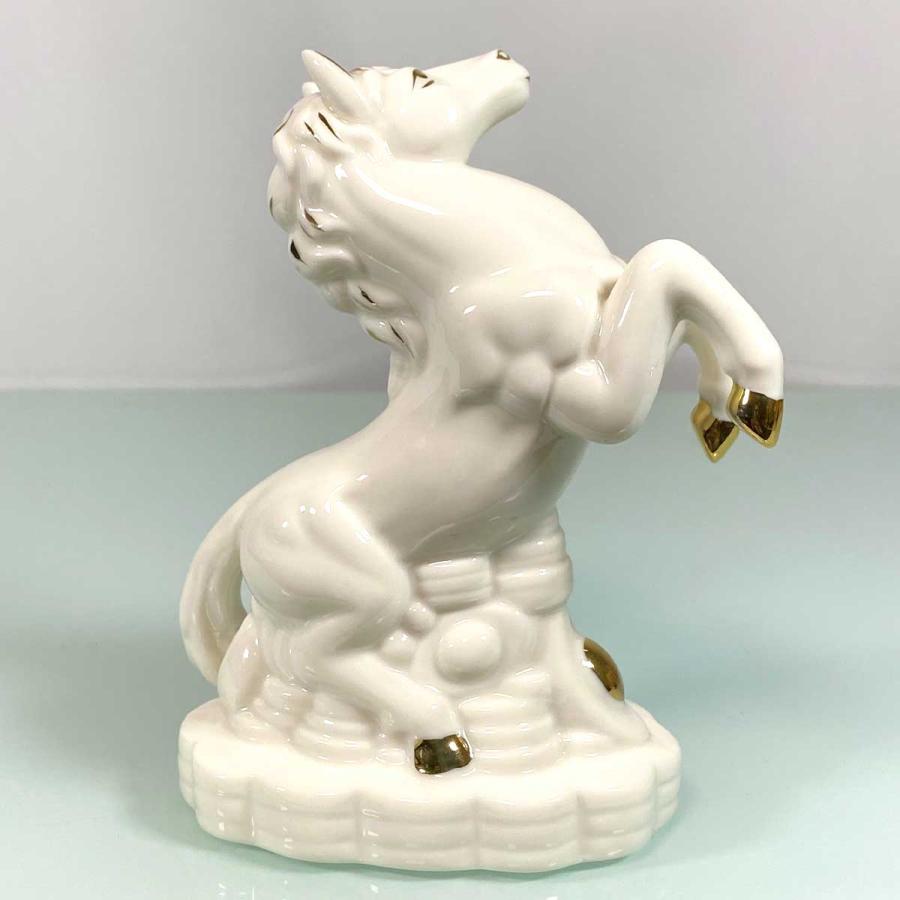 開運 風水 白馬 置物 陶器製｜前足を上げた馬の縁起物｜金運 仕事運