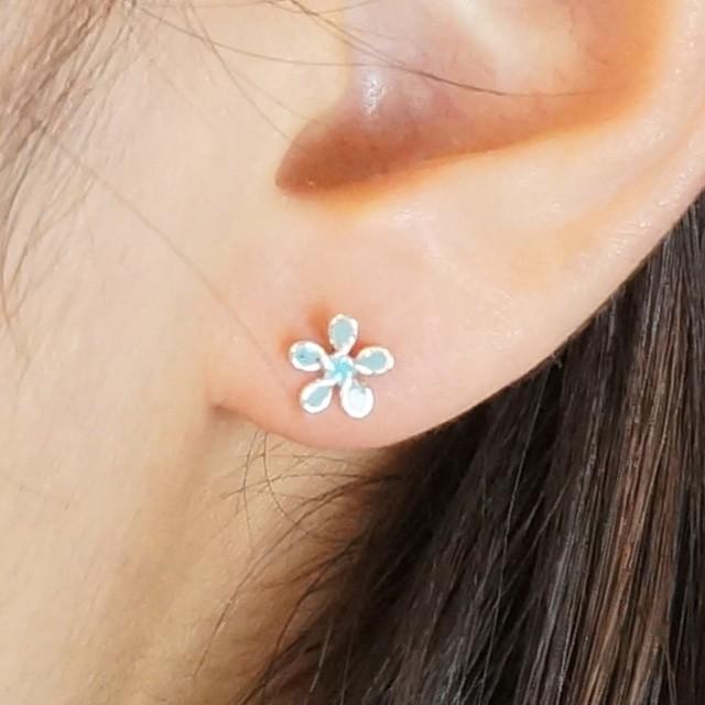 シルバーピアス スタッドピアス 花 フラワー ブルー 青 シルバー925