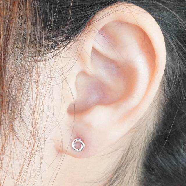 シルバーピアス スタッドピアス 丸 輪っか サークル 円 シンプル