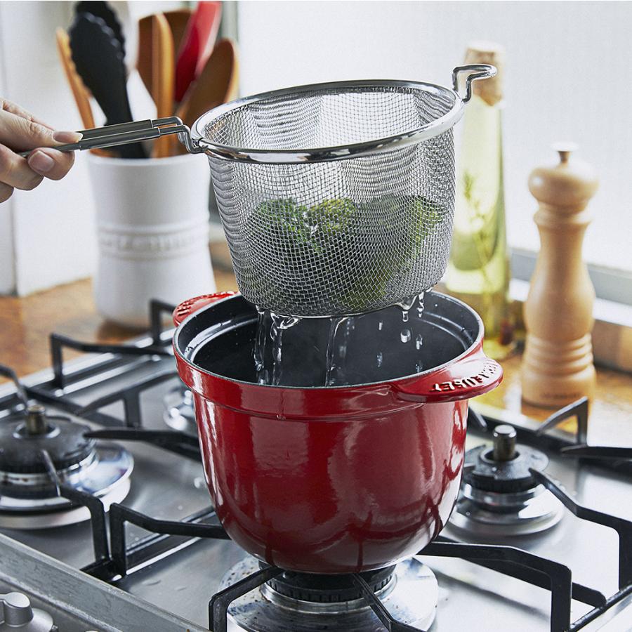 Le Creuset（ル・クルーゼ） 公式 鍋 ざる ザル ｜ エブリィ