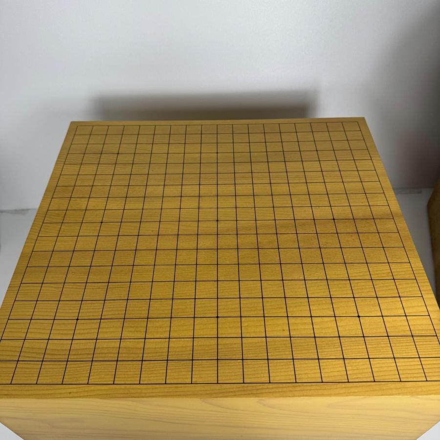 高級 本榧 碁盤】厚さ5寸9分（18cm） 脚付き 天然木 囲碁盤 国産