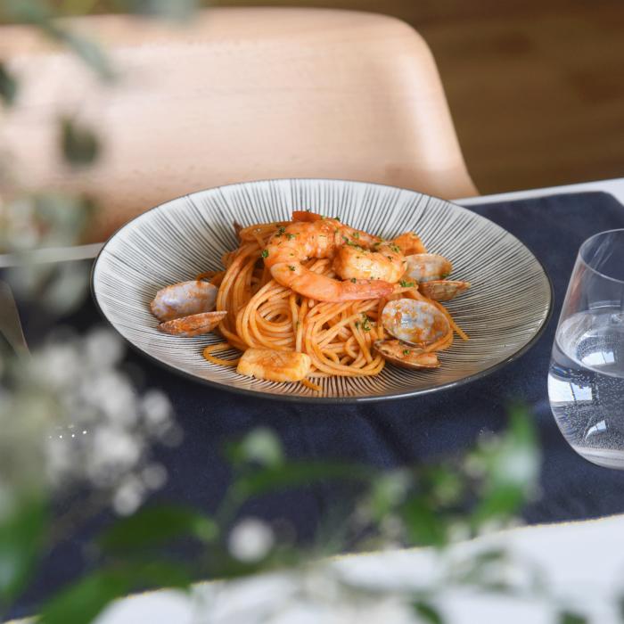 和食器 おしゃれ 波佐見焼 大皿 ワンプレート 利左エ門窯 Sen彫