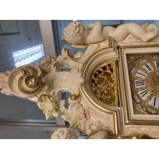 イタリア輸入 アンティーク調 ロココ調 天使とピンクローズ薔薇の柱