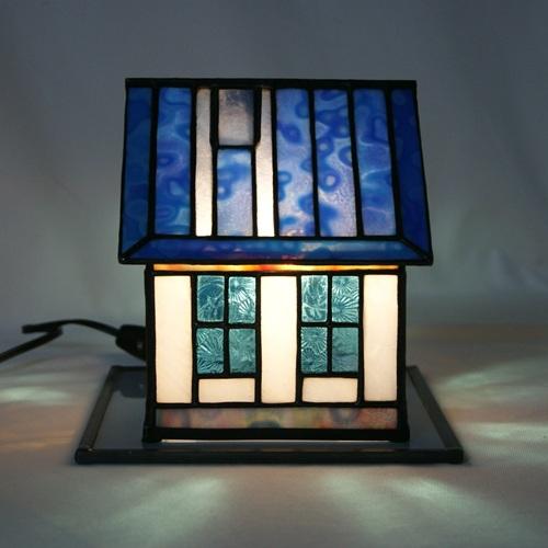 ステンドグラス ミニハウスランプ（B）水色の屋根 : ステンドグラス