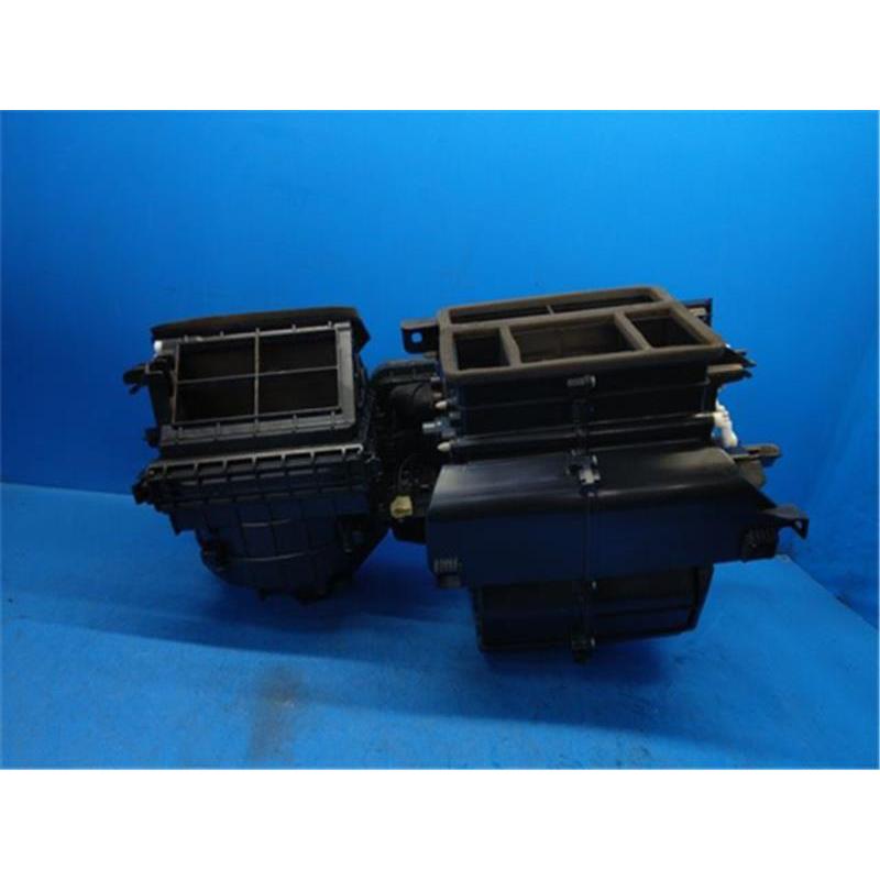 スズキ 純正 エブリィ 《 DA64W 》 エバポレーター P82100-24008747