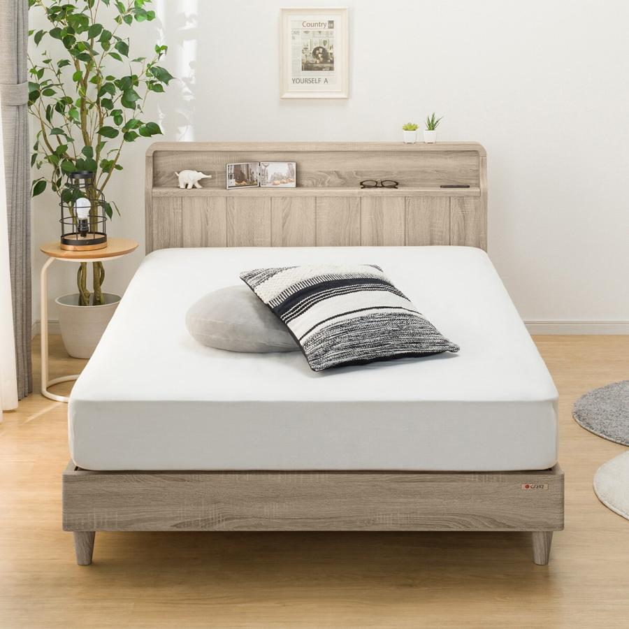 ニトリ（NITORI） セミダブル アンティーク調 棚付きベッドフレーム