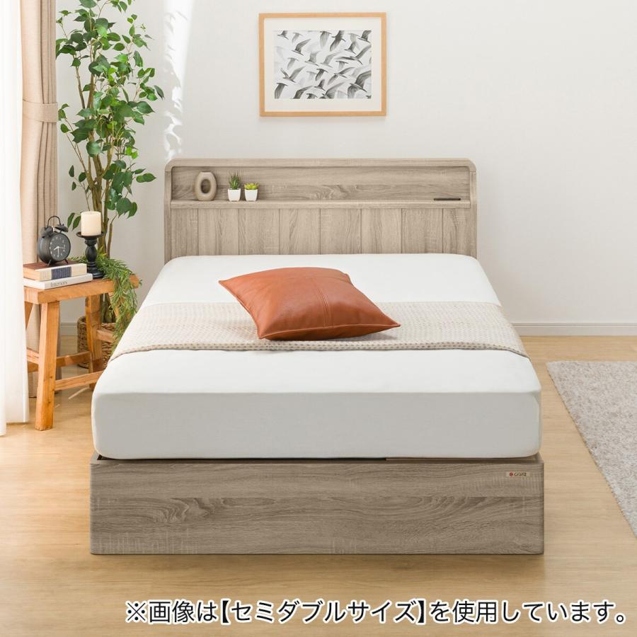 ニトリ（NITORI） ベッド ダブル アンティーク調 棚付きベッドフレーム