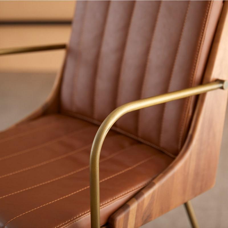 ダイニングチェア チェア 肘付き 細脚 レザー 風 キャメル ブラウン