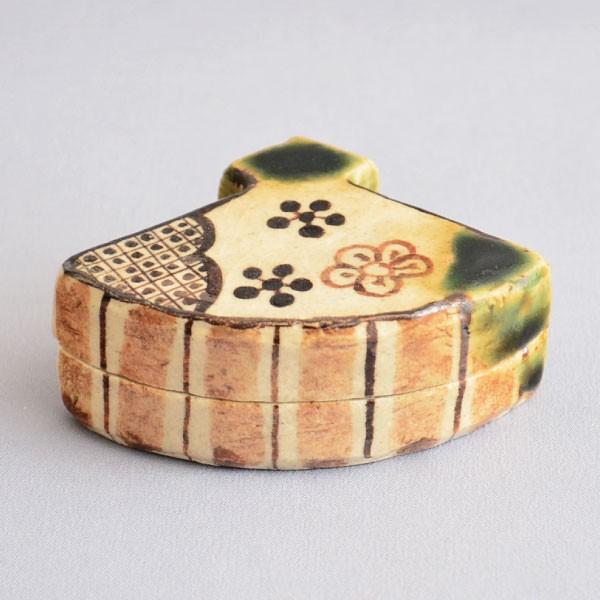 香合 茶道具 佐々木晨二 作 織部扇面香合 : 茶道具専門店 (有)菊池商店