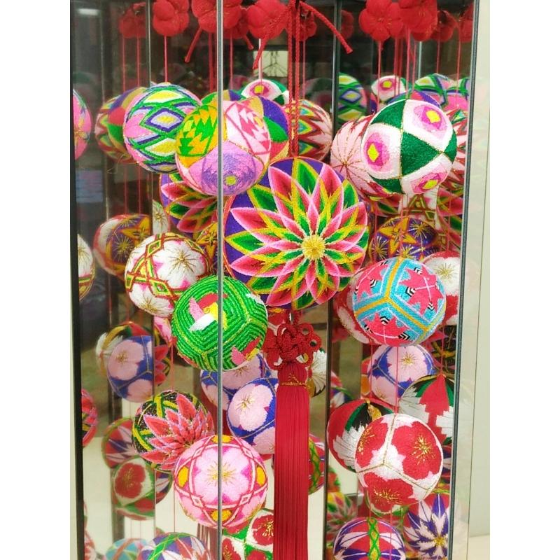 柳川さげもん美草 特選ケース入りつるし飾り 二つ菊紫【総手巻き柳川