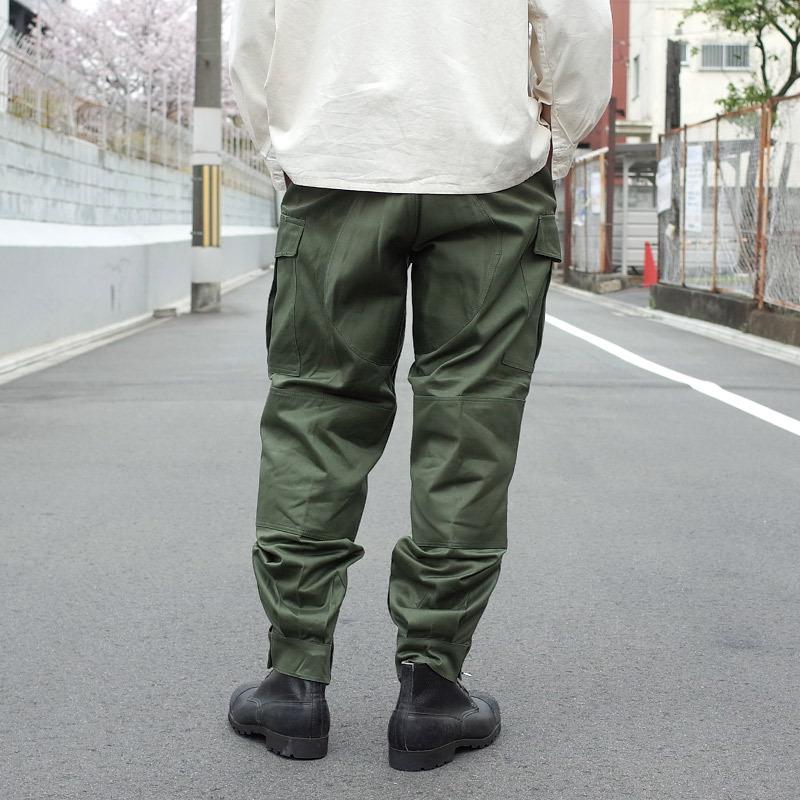 ベルギー軍 M-64 フィールドパンツ オリーブ 7ポケット USED PP223UN