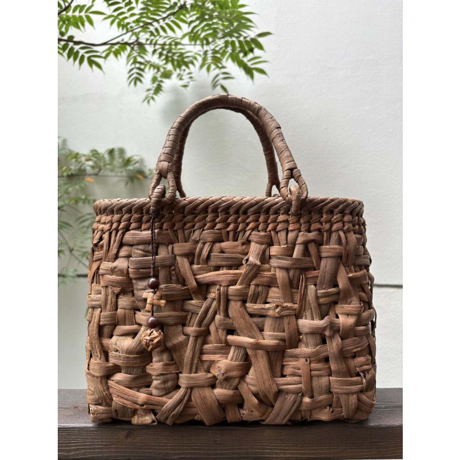 国産山葡萄 籠バッグ 内布付き 乱れ編み 目隠しタイプ内布 チャーム付