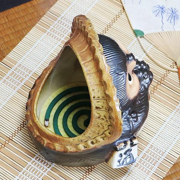 信楽焼 蚊やり 蚊取り タヌキ蚊やり器 陶器 蚊やり器 蚊遣り器 焼き物