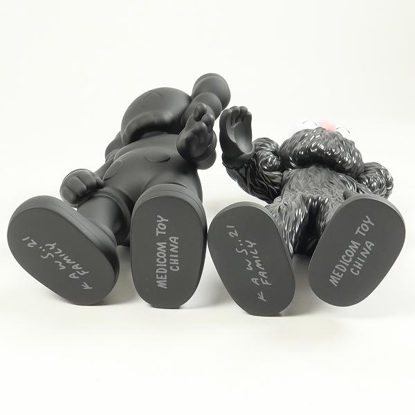 KAWS カウズ ×MEDICOM TOY メディコム トイ FAMILY OPEN EDITION