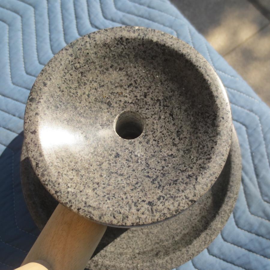 茶臼 ちゃうす 抹茶 石臼 （いしうす） ひき臼 （ひきうす）☆青御影石