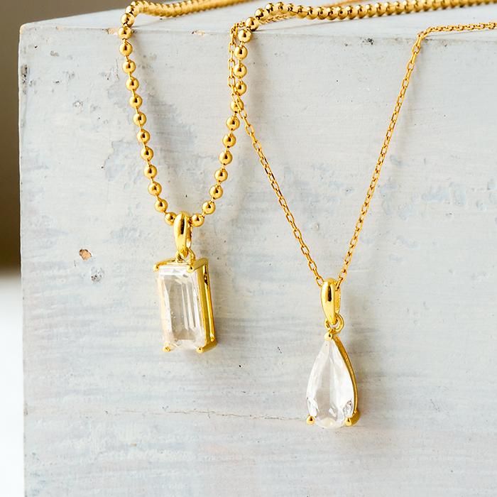 フェナカイト トップ ゴールド ( A.ドロップ 約2.65ct ) ロシア産