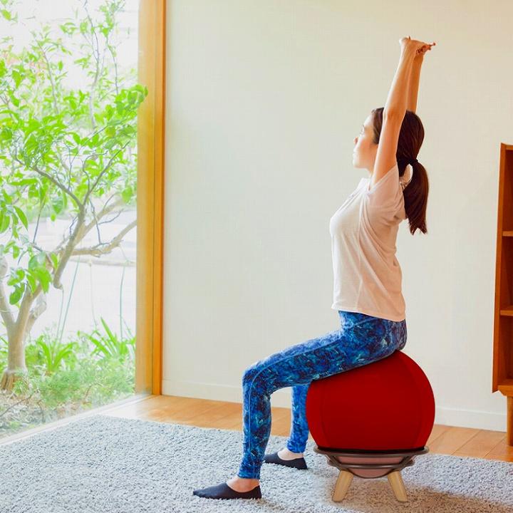 産後 チェア バランスボール 赤ちゃん 椅子 iimo サンゴチェア レッド