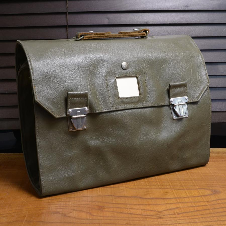 スイス軍放出品 ガーメントバッグ 折りたたみ式 スーツ用 軍払下げ品