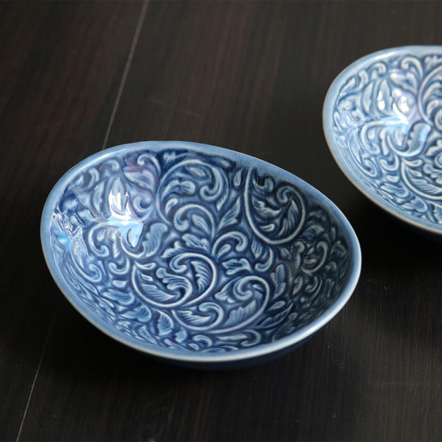 楕円鉢 花柄のお皿 タイ セラドン焼 セラドン焼き タイ王国 焼き物