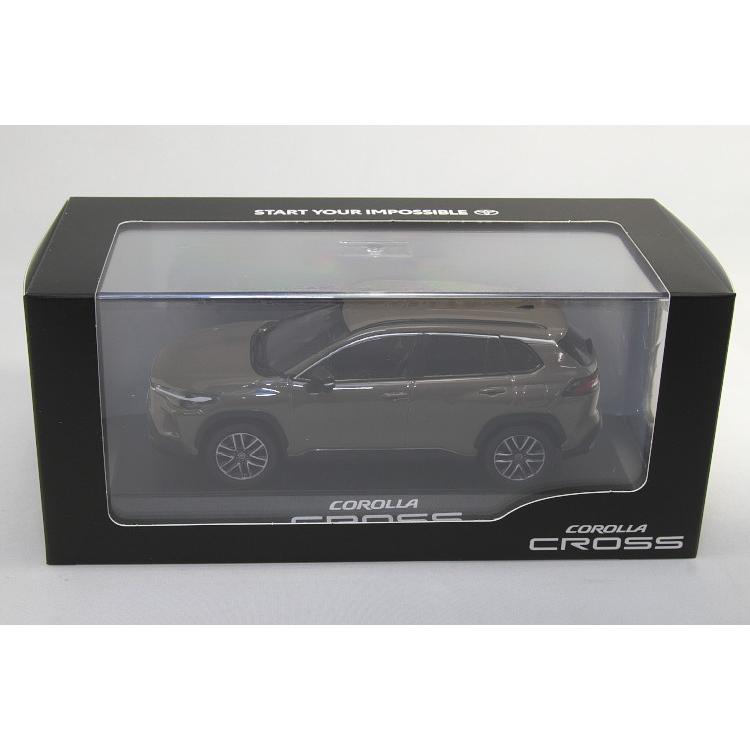 トヨタ特注 1/30 カローラ クロス 2025 カラーサンプル マッドバス