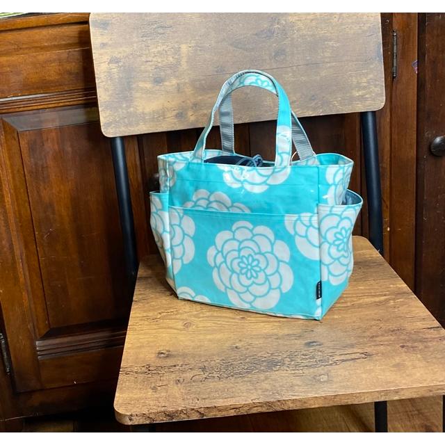 ほにや イロハニホニヤ 外ポケピクニックバッグ みずいろ ぽんぽん菊