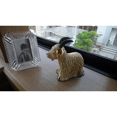 送料無料】 置物 ヒツジ ひつじ 羊 陶器 F173W : リンコナダ(日本代理