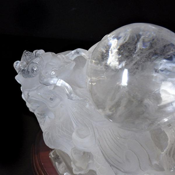 水晶 龍 彫刻 置物 龍彫り 台付き 天然石 パワーストーン 彫り物