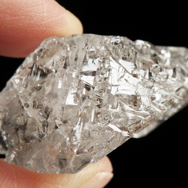 アイスクォーツ 原石 パキスタン・スカルドゥ産 ヒマラヤ蝕像水晶