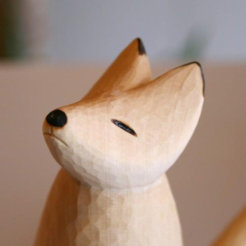 木彫り きつね まちぼうけ きたきつね 小 うぃるびぃ工房 北海道 旭川