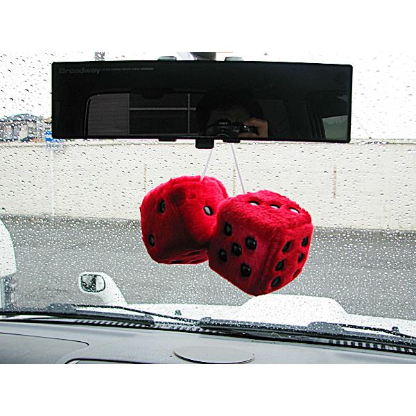 送料無料】サイコロ ダイス 勝負 アクセサリー 赤 RED◇ 車内 吸盤