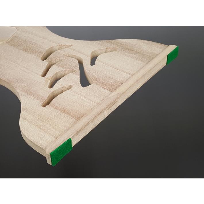 三味線・琴用譜面台】桐譜面台（松すかし） : 和楽器市場 Yahoo!店