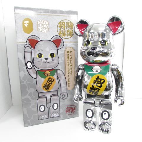 2023年9月26日（火）12時～】BE@RBRICK 招き猫 “金運 白 × 招福 黒
