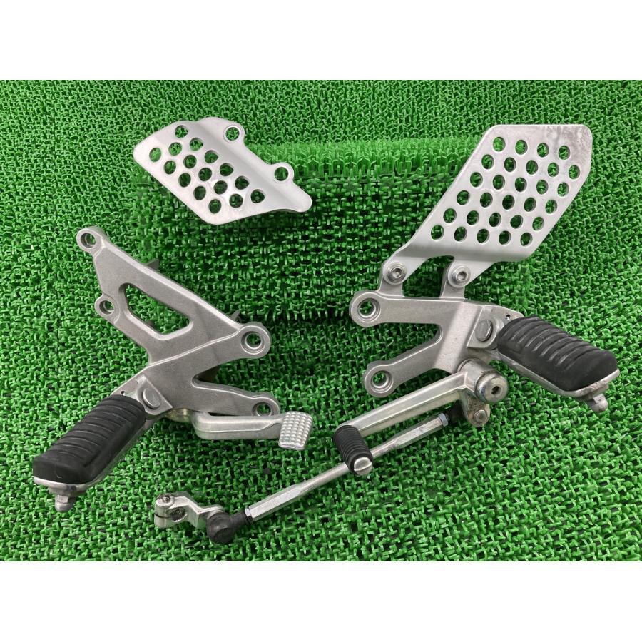 カワサキ（Kawasaki） ZX-12R ステップ 左右 1062/1236 純正 中古